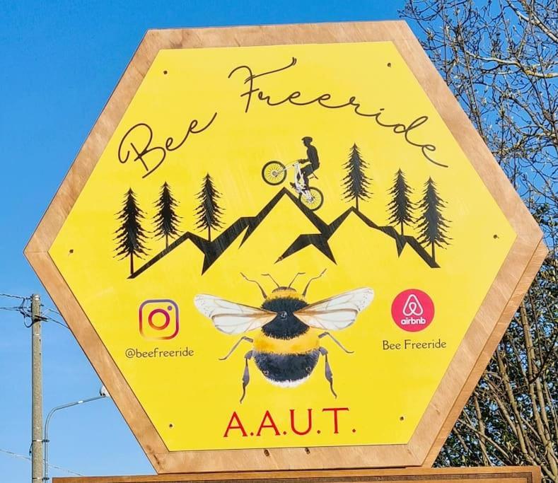 Bee Freeride Bikers House Διαμέρισμα Magliolo Εξωτερικό φωτογραφία