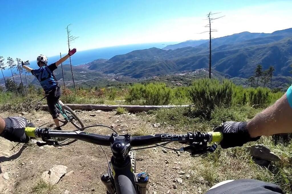 Bee Freeride Bikers House Διαμέρισμα Magliolo Εξωτερικό φωτογραφία